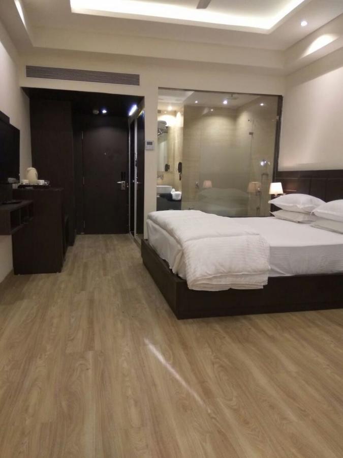 Hotel Surendra Vilas 보팔 외부 사진